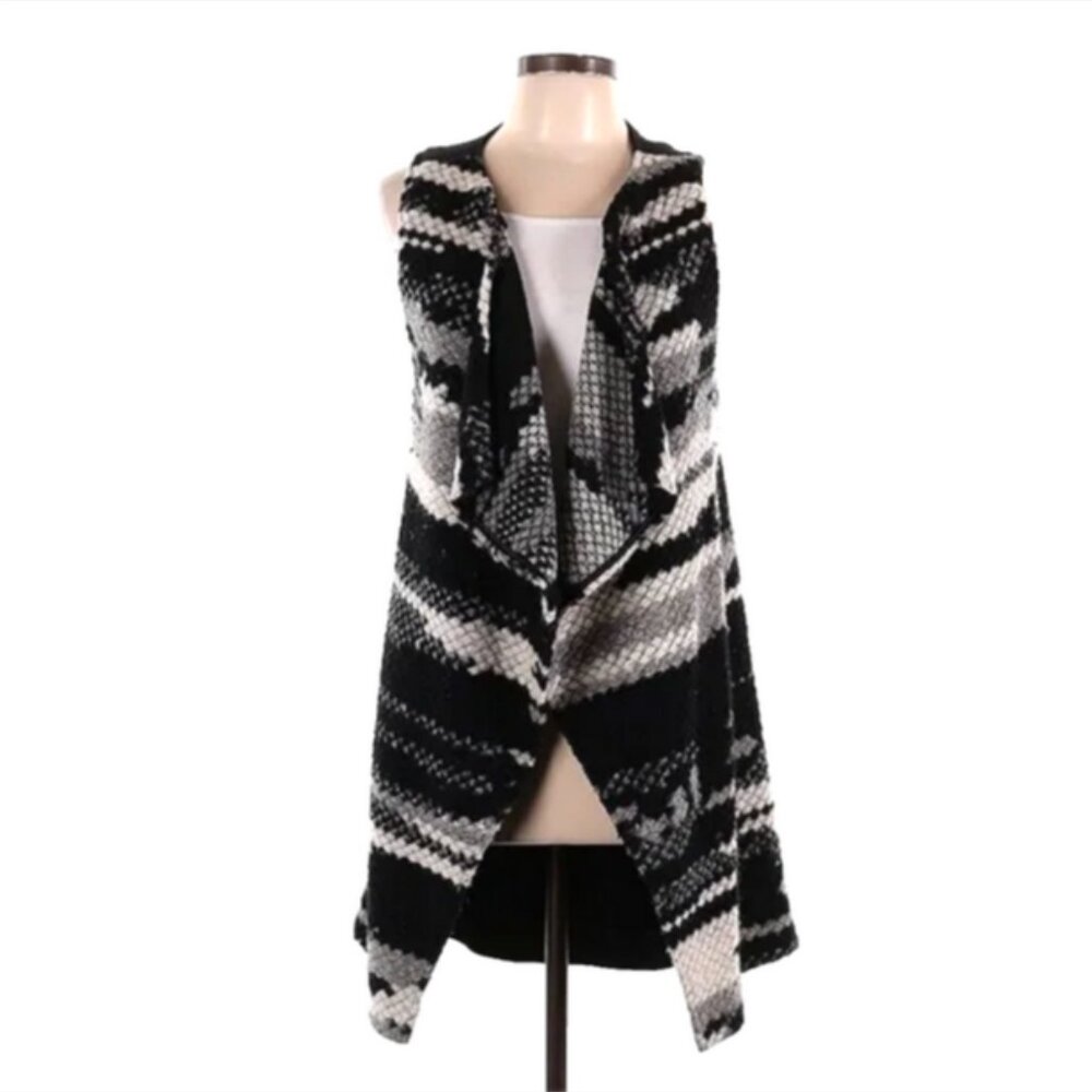 NWOT Guest Editor Open Cardigan Sweater Vest